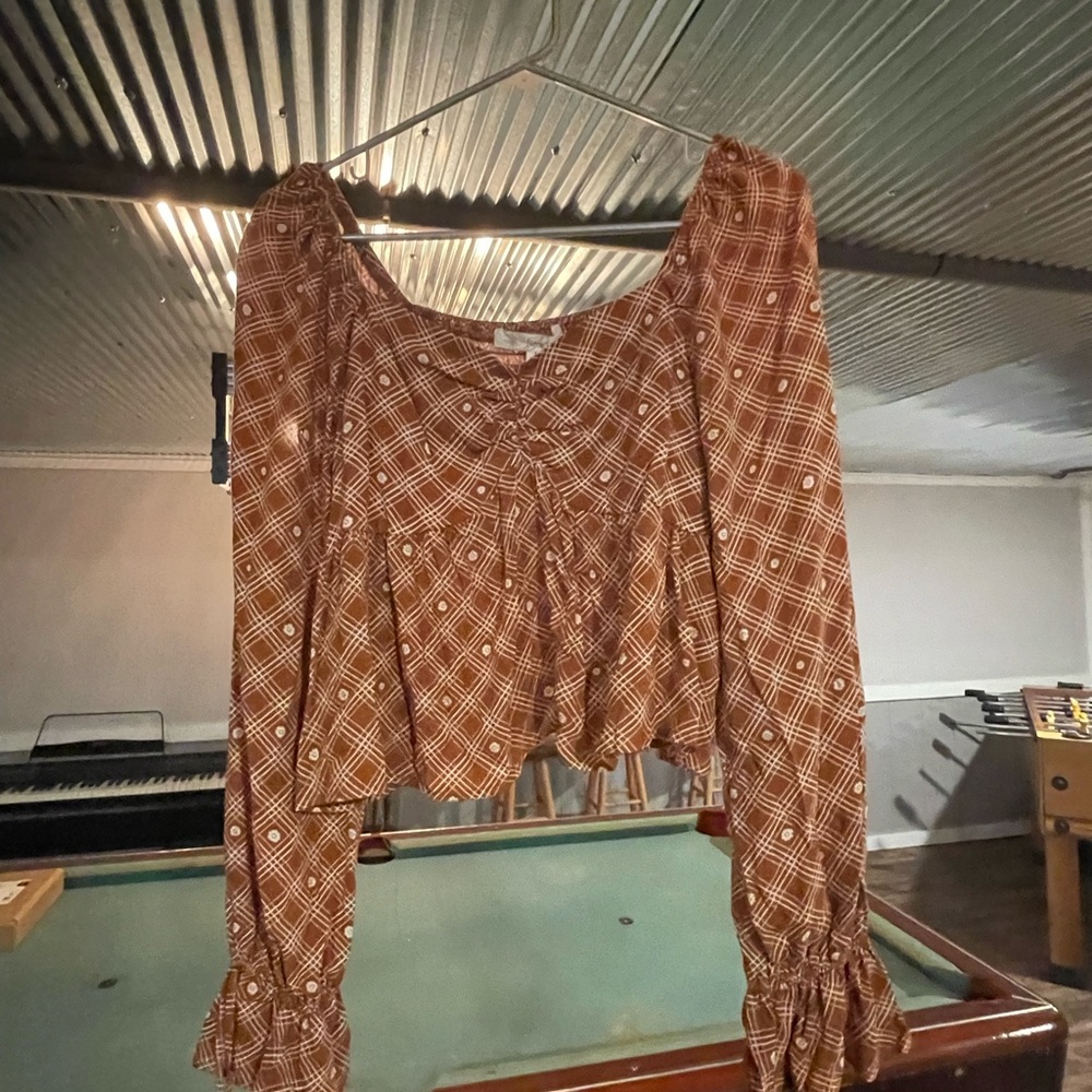 brown and cream long sleeve